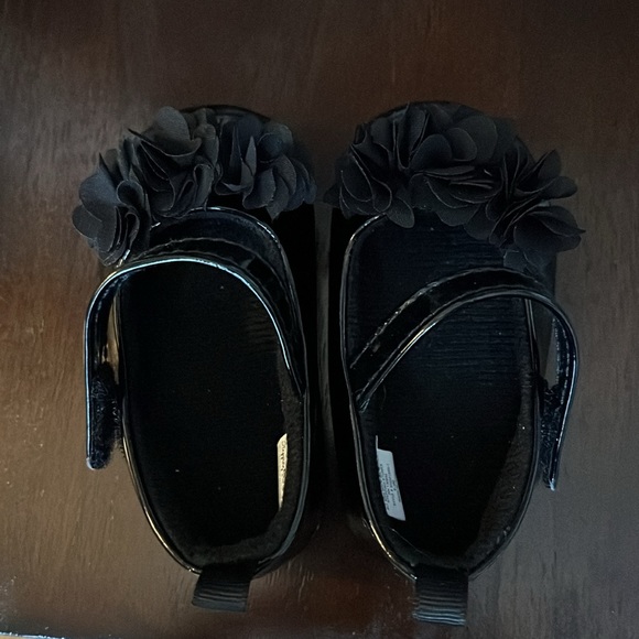 Mary Jane’s - Picture 5 of 7